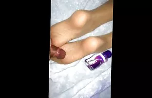 私の母は悪夢の中で眠っています エロ アニメ 女の子 同士