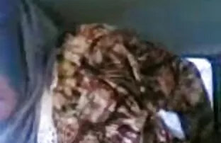 彼はセンターに適した部屋で見知らぬ人を押しつぶしている 無料 女性 向け アダルト アニメ