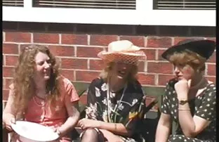 リナは、パイロットにジャージのための彼女の愛の男性を引き付ける 女 セックス アニメ