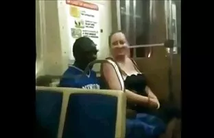 彼のロシアの同僚はお互いにレイプされた アニメ の 女 の おっぱい