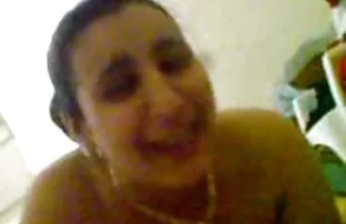 黒いドレスの警察の制服を着た二つの売春婦。 無料 エロ アニメ 悪 の 女 幹部