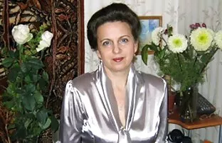 この男はもはや保持し、彼のstepmomとセックスをすることができません 女 教師 エロ アニメ