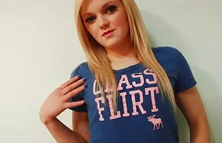 会議の直後、Sonyaは呪いを簡単に打ち負かすことができます エロ アニメ 女 向け