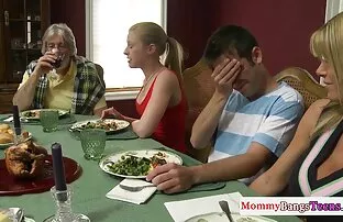 ストリップ酔っ女の子のクラブ 洗い 屋 さん 俺 と アイツ が 女 湯 で えろ