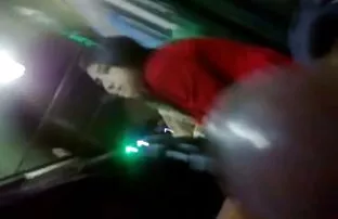 バスルームで彼女の魅力的なメイド スパイ エロ アニメ