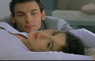 金髪の素敵な巨乳 女 同士 の エッチ アニメ