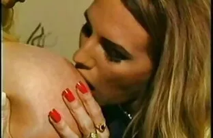 私は私の指を指すのが好きで、巨根を走らせることに決めました アダルト アニメ 女 教師