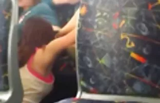 彼女の夫は目が覚めた、と彼の妻は嘆きで泣いた エロ アニメ 悪 の 女 幹部